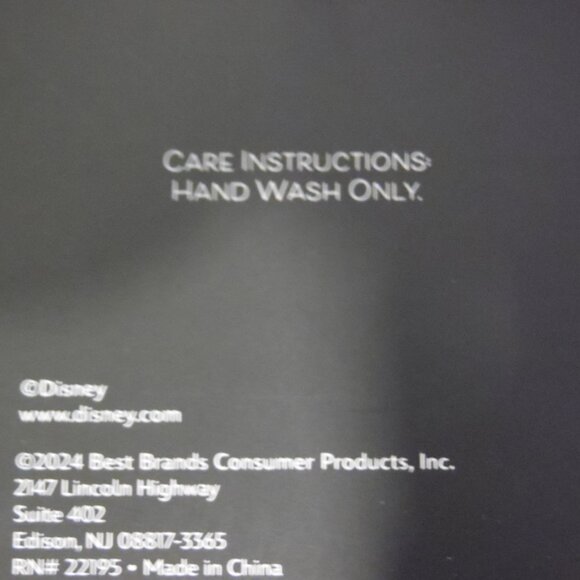 Disney Mickey Mouse ears shaped reusable ice cubes red and black color - Picture 4 of 6